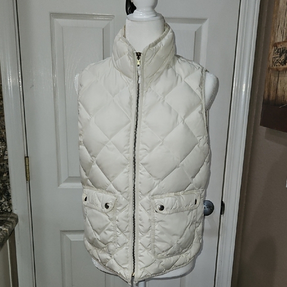 Cream Quilted Vest - Picture 3 of 10